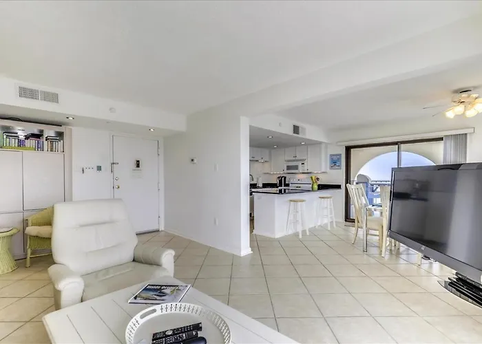 Ferienhaus Ocean Front 2 Bedroom With Outdoor Pool!