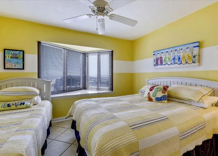 Ferienhaus Ocean Front 2 Bedroom With Outdoor Pool!
